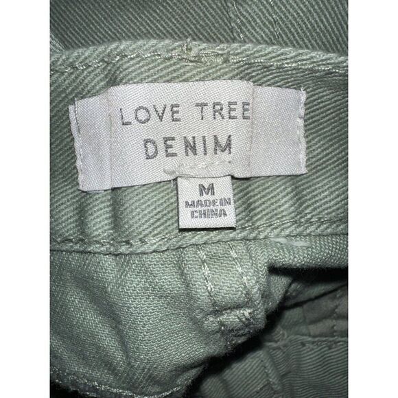 NWT Love Tree Olive Green Distressed Shorts-Destroyed Hem  Size Medium - Picture 10 of 15
